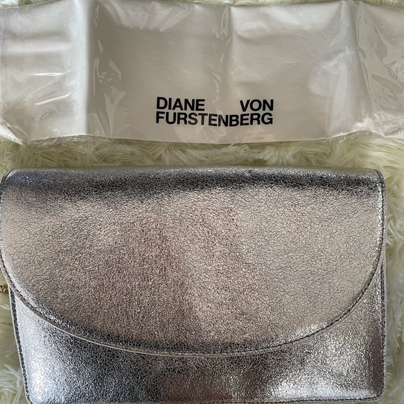 Glamorous Silver Clutch with Gold Chain